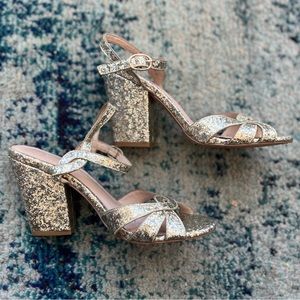 Chelsea Crew Gold Glitter Heel sandal, size 7.5
